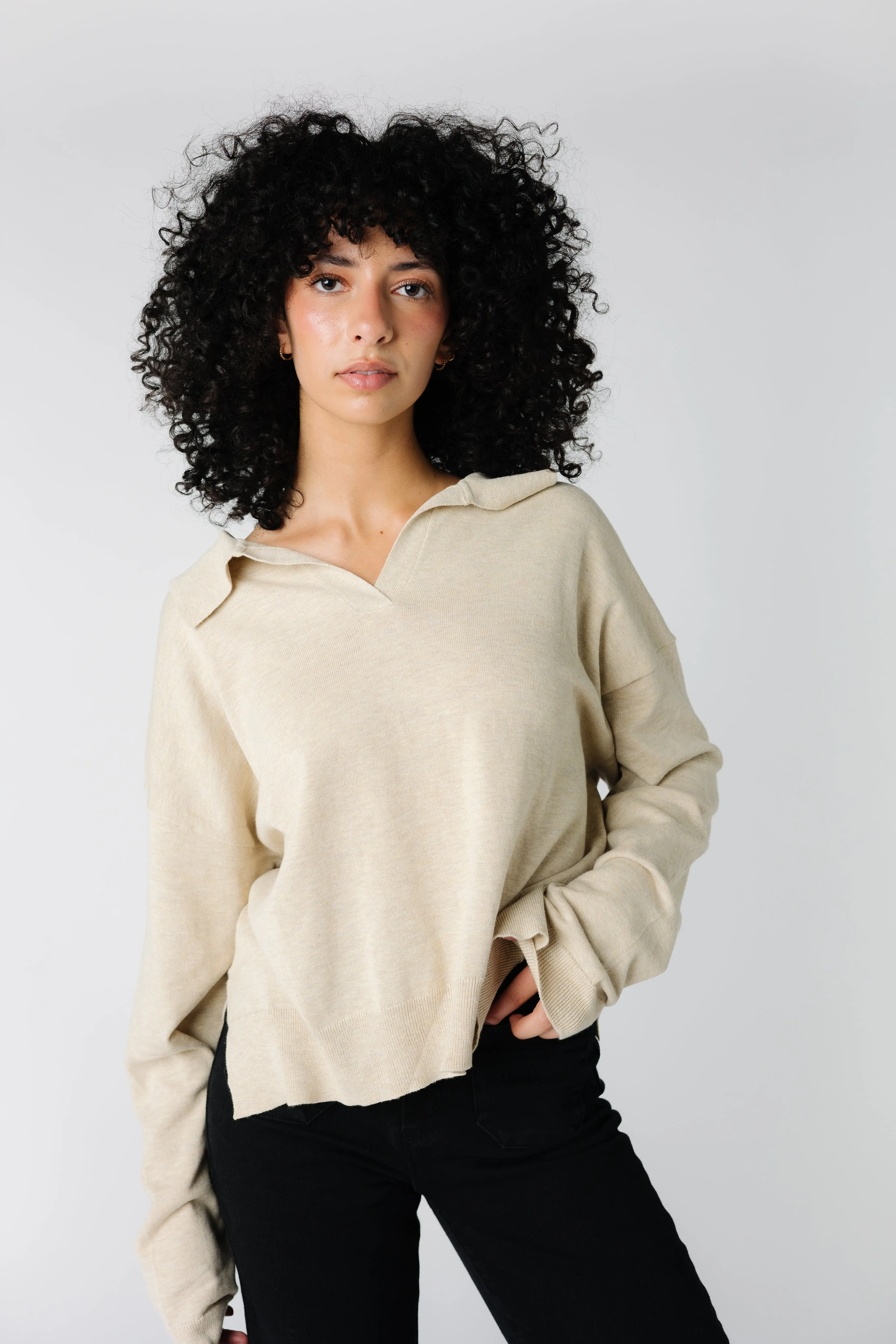 Lila V-Neck Collar Pull Over Sweater